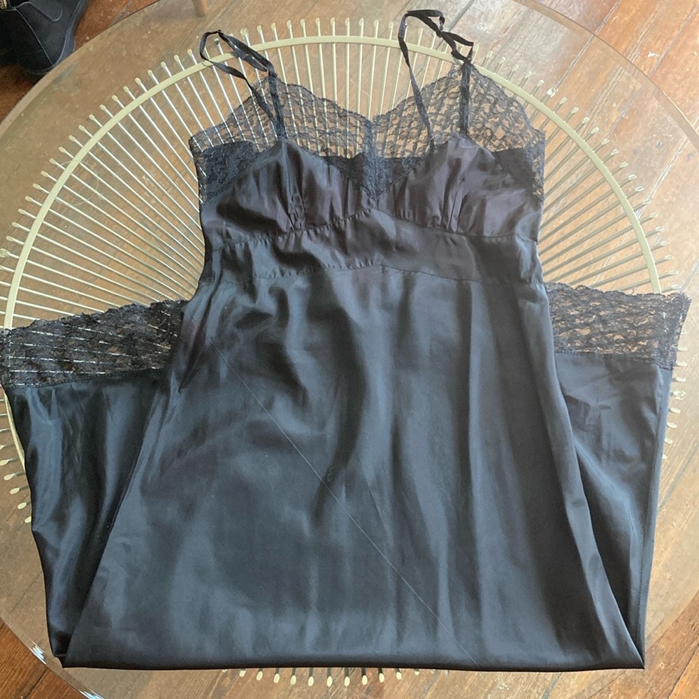 Vintage black lace trimmed slip size XS